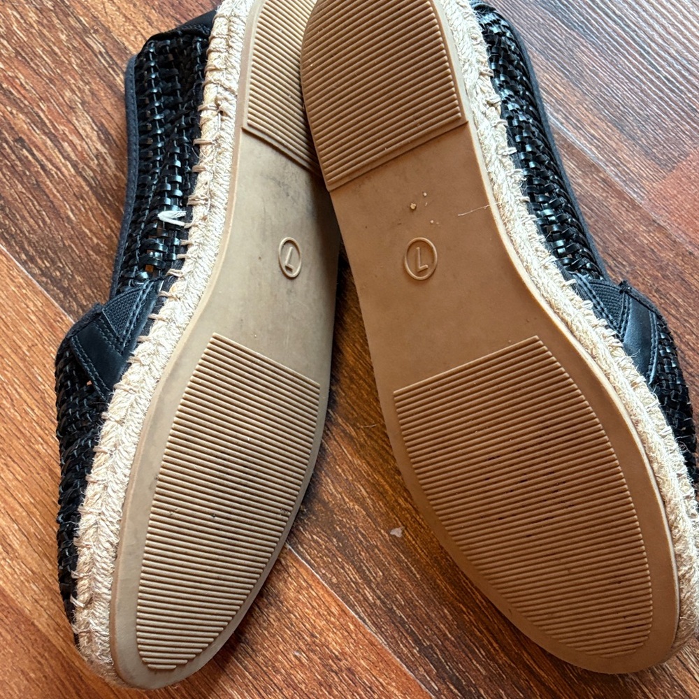 Universal Thread Black Woven Espadrilles - Picture 2 of 3